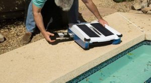 solar pool cleaner