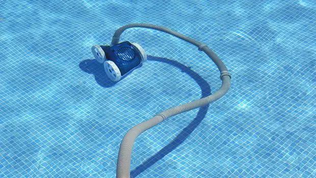 Suction side pool cleaner